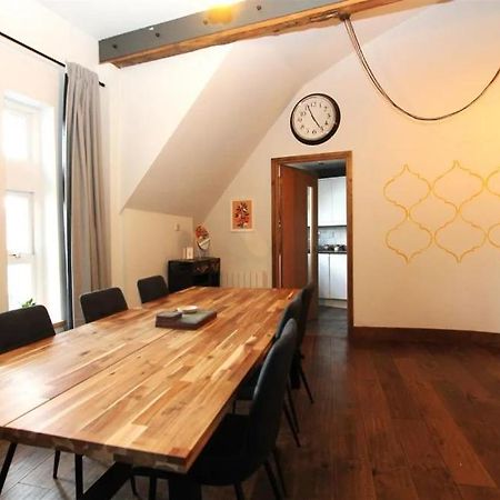 Large New-York Style Penthouse Apartment In Leeds City Centre With Contactless Check In Bagian luar foto